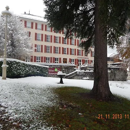 بيت للعطل Homtel Le Parc آلوفارْ