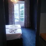Homtel Le Parc 펜션 알레바르드